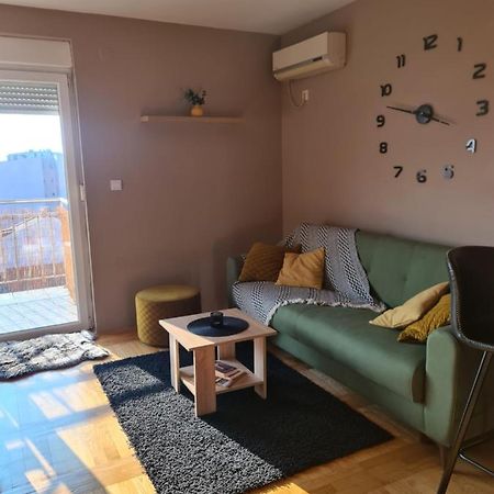Apartman *Joy* Osijek Eksteriør billede