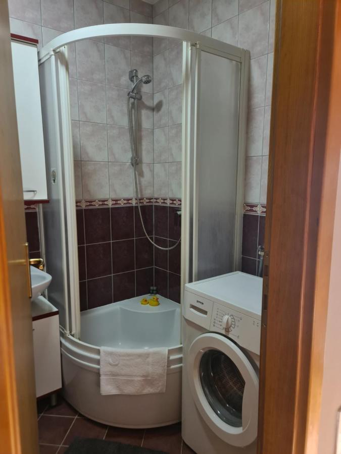 Apartman *Joy* Osijek Eksteriør billede