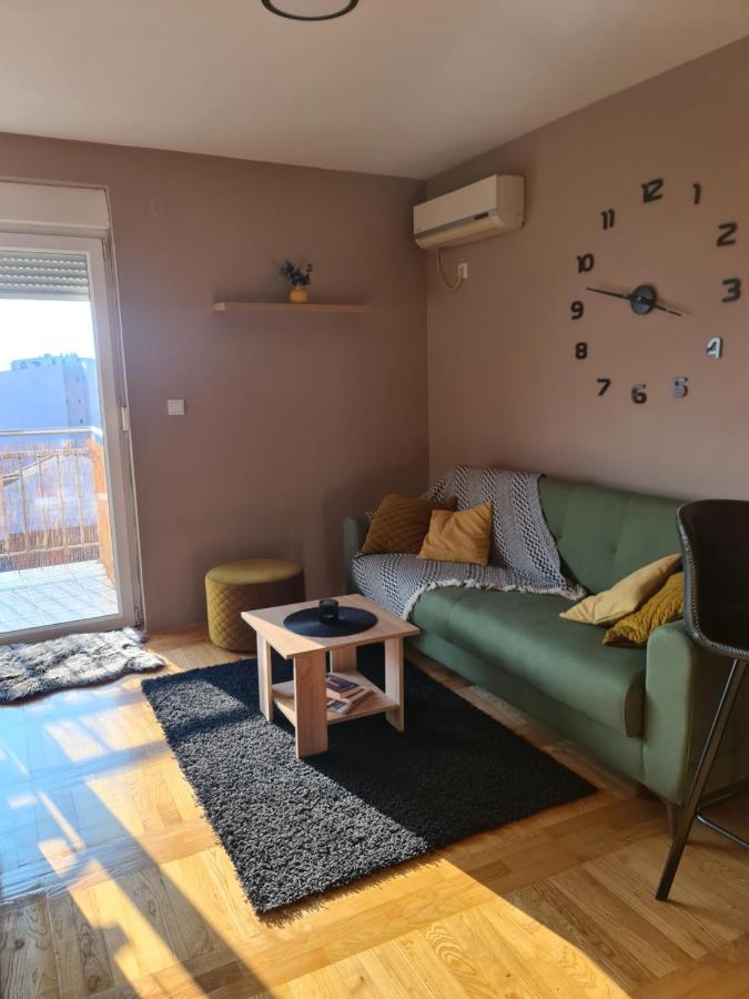 Apartman *Joy* Osijek Eksteriør billede