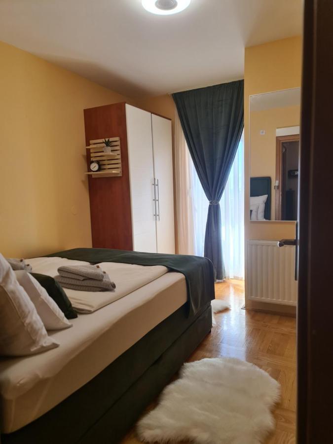 Apartman *Joy* Osijek Eksteriør billede
